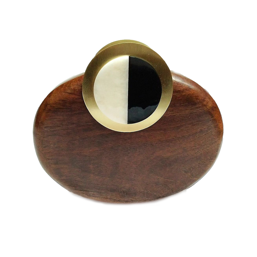 Stone fitted wood handbag